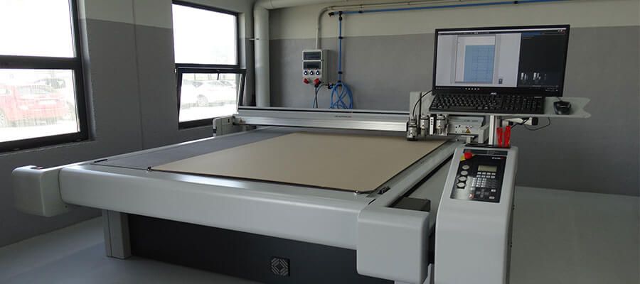 Packaging assistance plotter